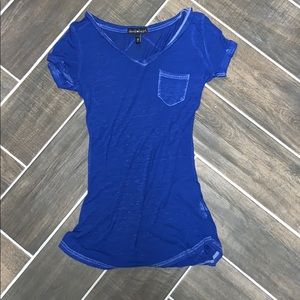 NWOT deep blue Derek Heart Top